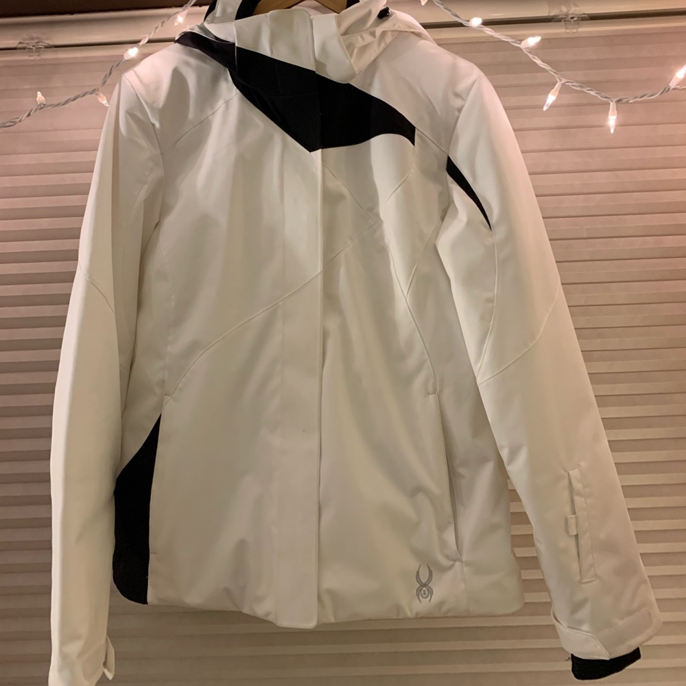 Women’s Spyder insulated ski jacket brand new